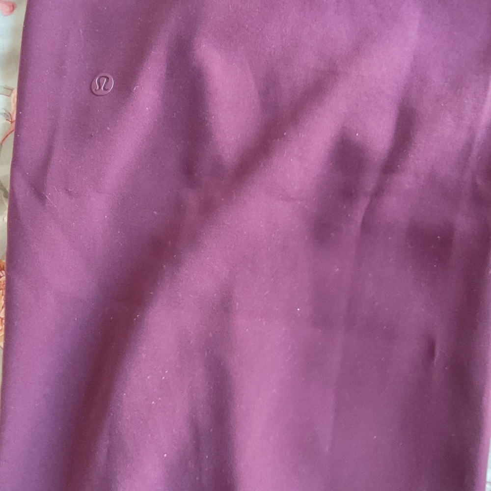 Lululemon On the Fly Wide-Leg 7/8 Pant Burgundy Woven Sz 8